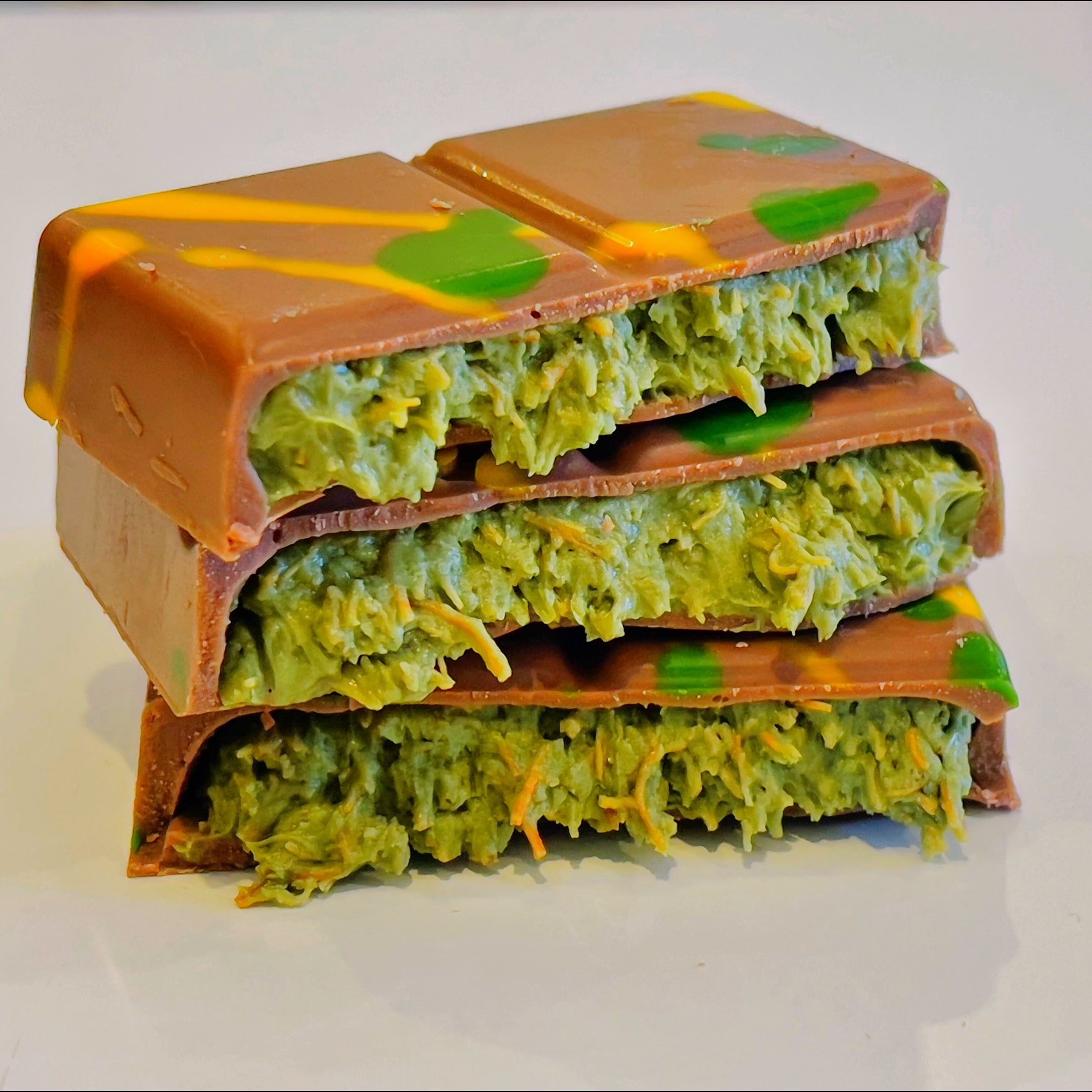 Pistachio Kunafa Dubai Chocolate Bar 200g